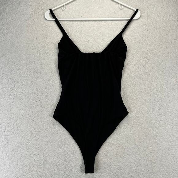 Pretty Little Thing Black Bodysuit Small 4 V Neck Spaghetti Strap Thong Button - Picture 4 of 7